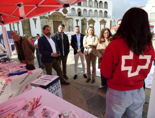 Cruz Roja expone en Llerena sus servicios y  prestaciones con las que cuenta para atender a la ciudadanía