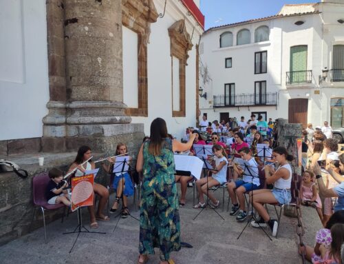 Llerena ha vuelto a llenarse de música en la calle