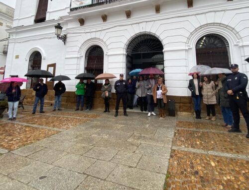 Minuto de silencio en Llerena por los fallecidos y afectados por el temporal