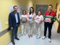 Regalos para los niños ingresados.